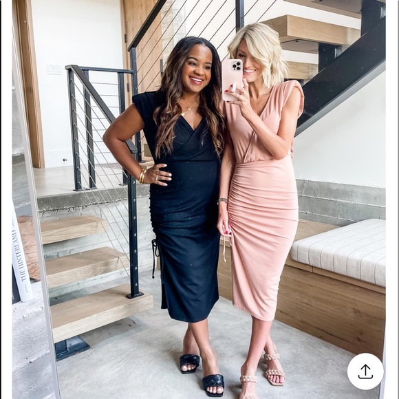 Dresses & Skirts - Gibson Look Dress